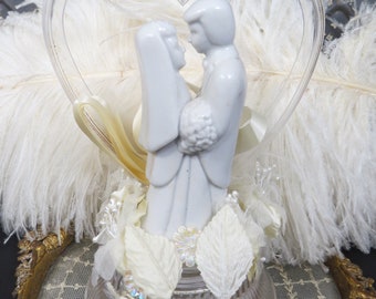 Mid-Century Wedding Cake Topper Wilton Porcelain Bride & Groom Heart Flowers
