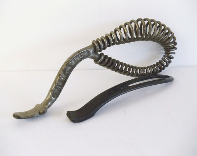 2 Vintage Lid Lifter Tools for Wood or Coal Stove Iron Pot Etsy