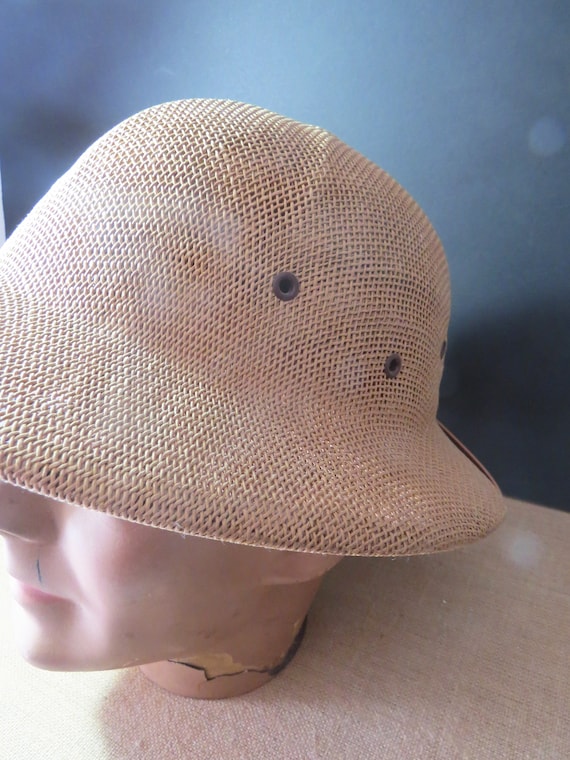 Vintage Men's Pith Safari Helmet Hat Straw New Yo… - image 2