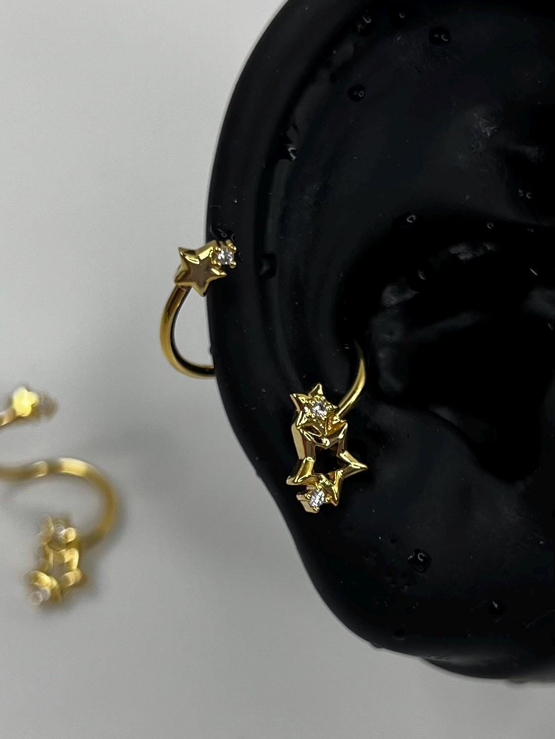 Gold Star Constellation Conch Earring – Dainty CZ Star Hoop for Cartilage Piercing, Celestial Ear Cuff Jewelry, Non-Tarnish Cosmic Earring