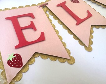 Banderines de cumpleaños personalizados de fresa, cumpleaños de fresa, pancarta de fresa, guirnalda personalizada para el primer cumpleaños, decoración para fiesta de fresa