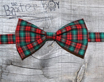 READY TO SHIP ---- Red and Green plaid little boy bow tie, pre-tied - photo prop, wedding, ring bearer, accessory, birthday boy