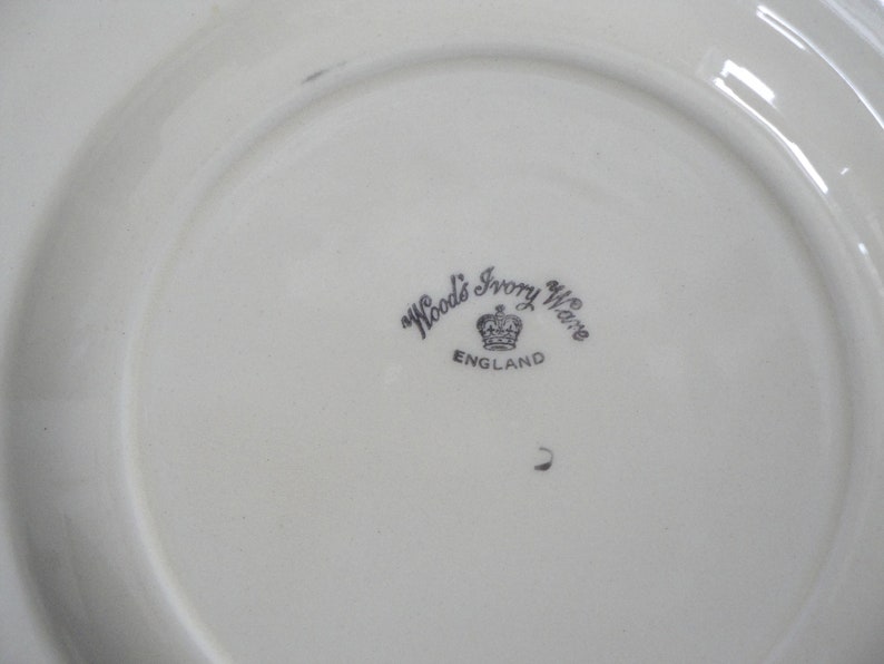 4 Vintage Wood /& Sons 10 Dinner Plates PICARDY ROSE Ivory Ware