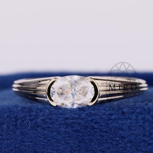 1.0 CT Oval-Cut Moissanite Diamond Ring | Split Bezel Setting | Elegant Engagement Ring | Modern Bridal Jewelry | 14K Gold or Platinum GM!