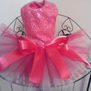 Dog tutu, pink dog tutu, dog dress, dog dresses, dog clothes, fancy dog dresses, clothes for dogs, dog wedding dress