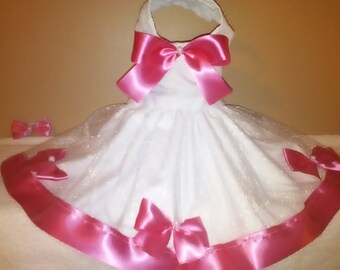 Robe princesse rose pour chien : nœuds en satin, tulle scintillant, nœud pour les cheveux assorti