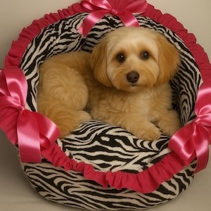 Hondenbed met zebraprint en roze, knusse dierenmand