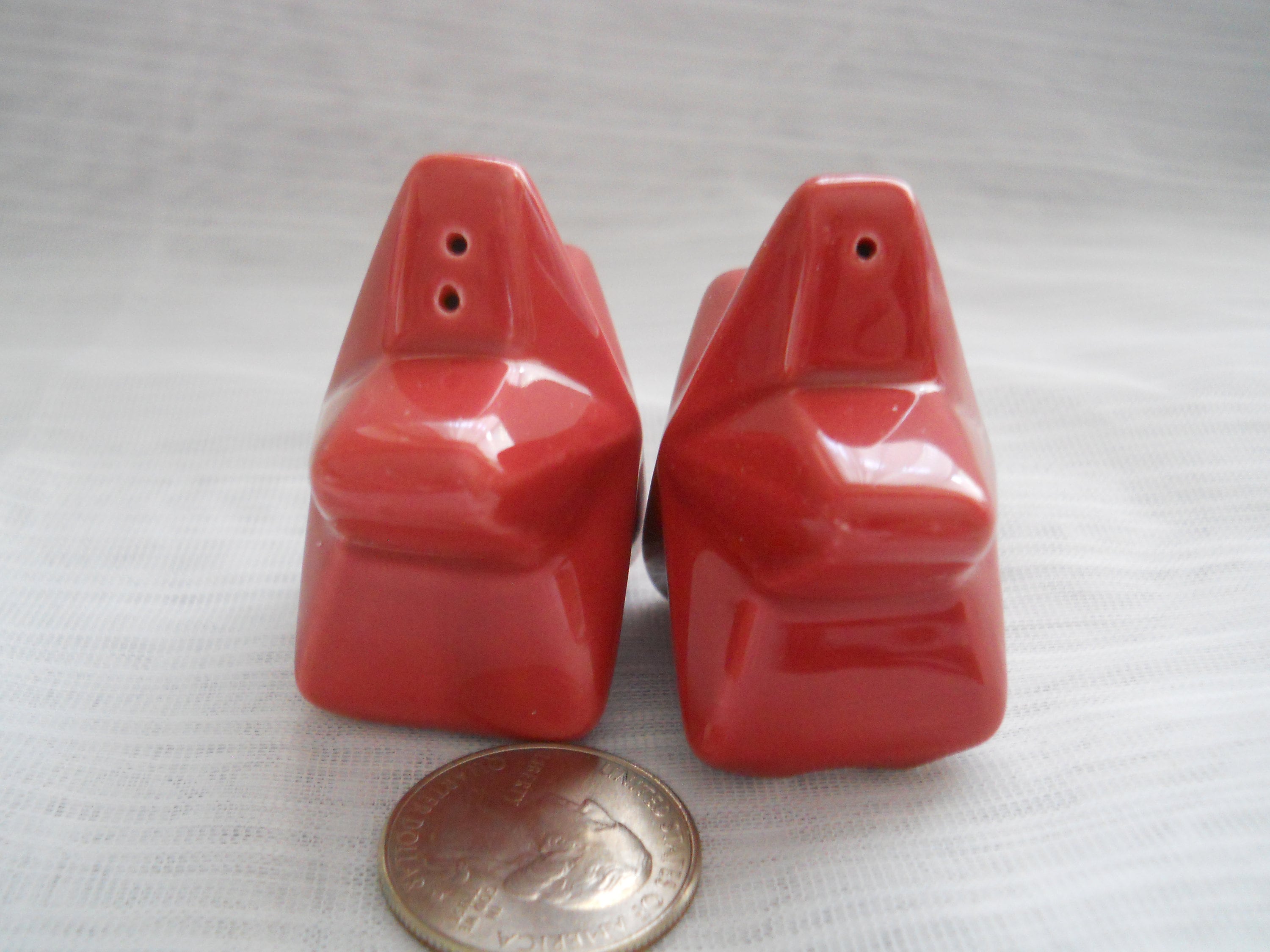 Mini Star Salt and Pepper Shakers vintage, collectible