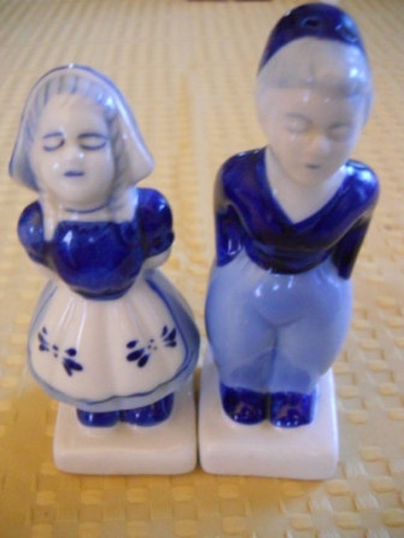 Delft Blue Dutch Boy and Dutch Girl Salt and Pepper Shakers - Vintage, Collectible