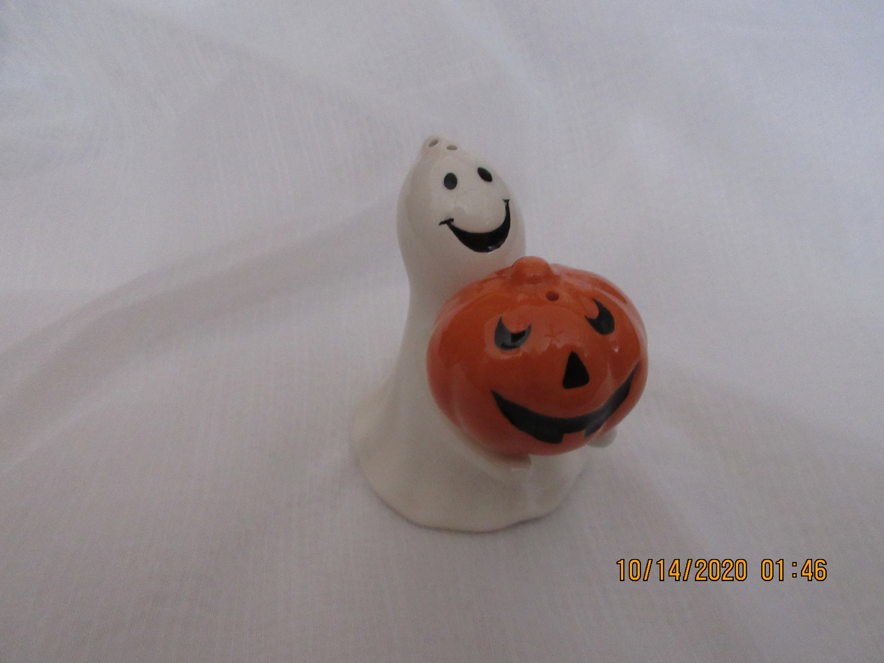 Booing Ghost and Pumpkin Salt and Pepper Shakers - vintage, collectible ...