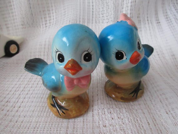 Bluebird Salt and Pepper Shakers -- vintage, collectible
