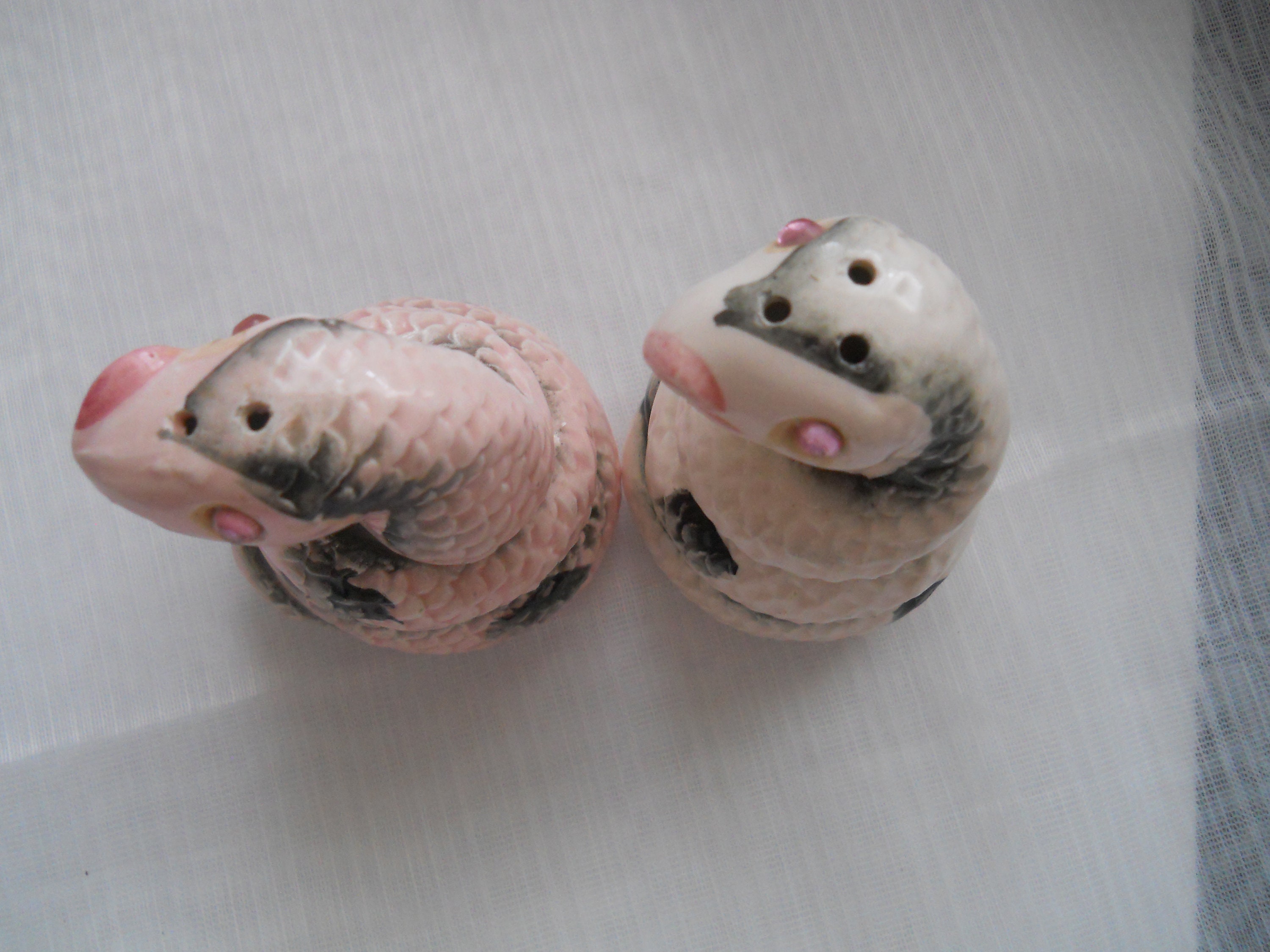Pink Cobra snake salt and pepper shakers vintage, collectible, Japan