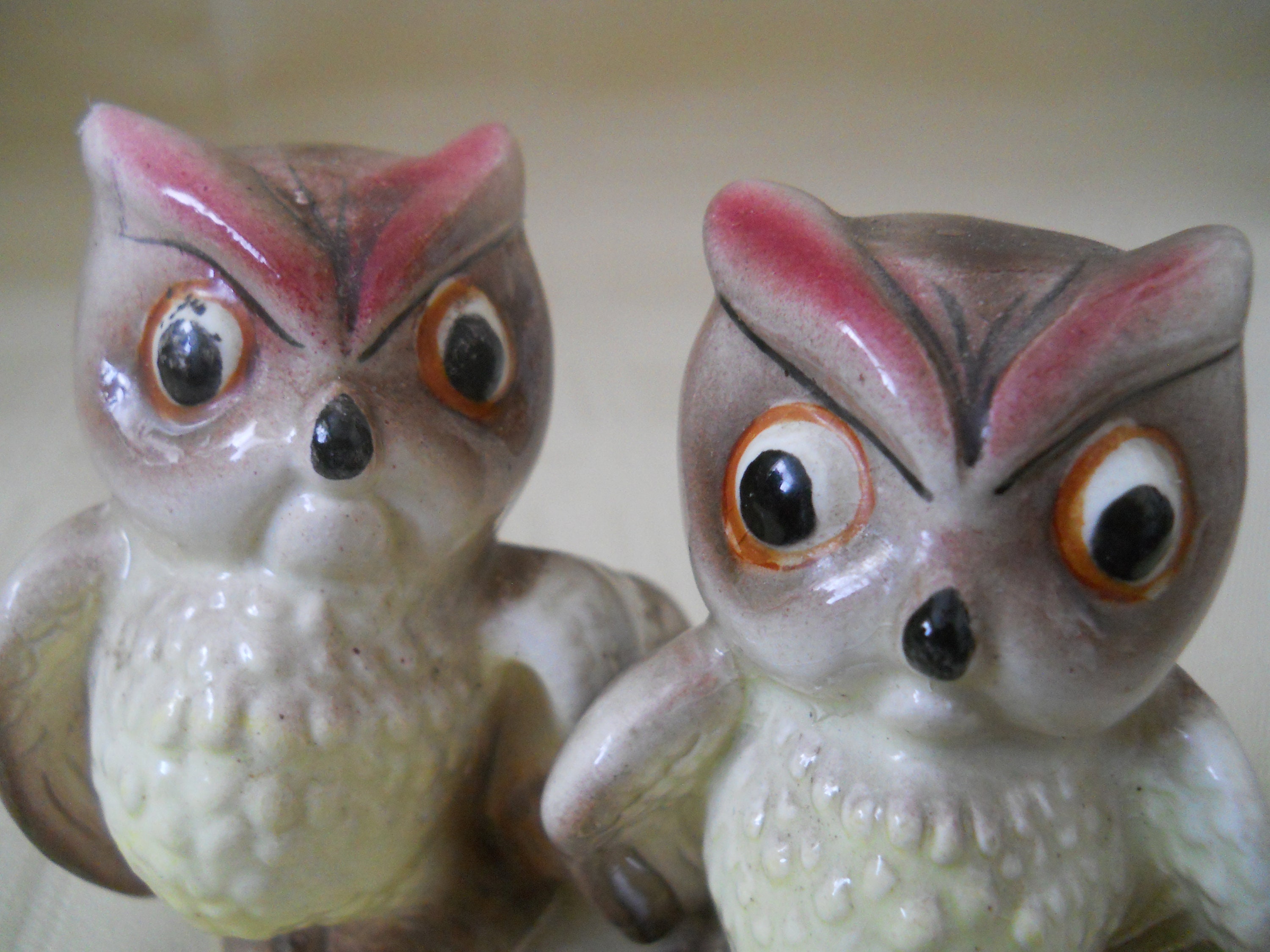Owl Salt and Pepper Shakers vintage, collectible, birds, Japan