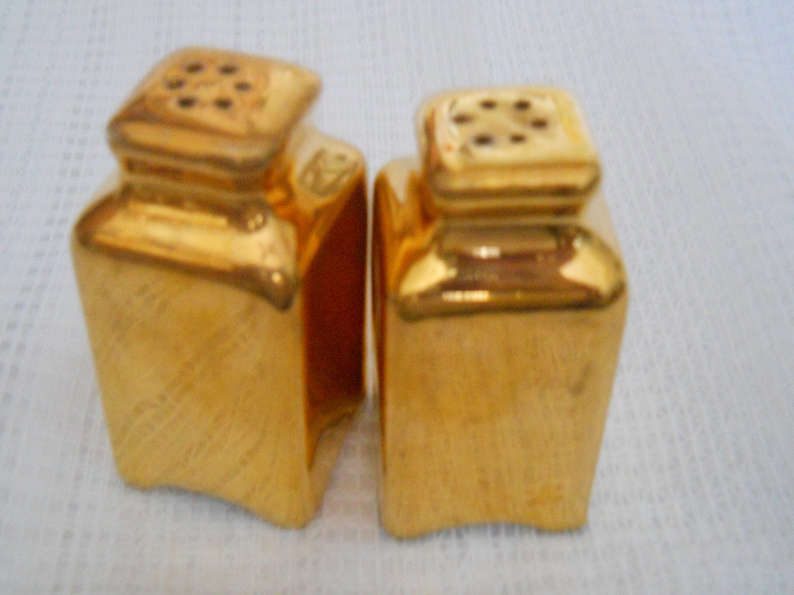 Gold Luster Salt and Pepper Shakers vintage, collectible