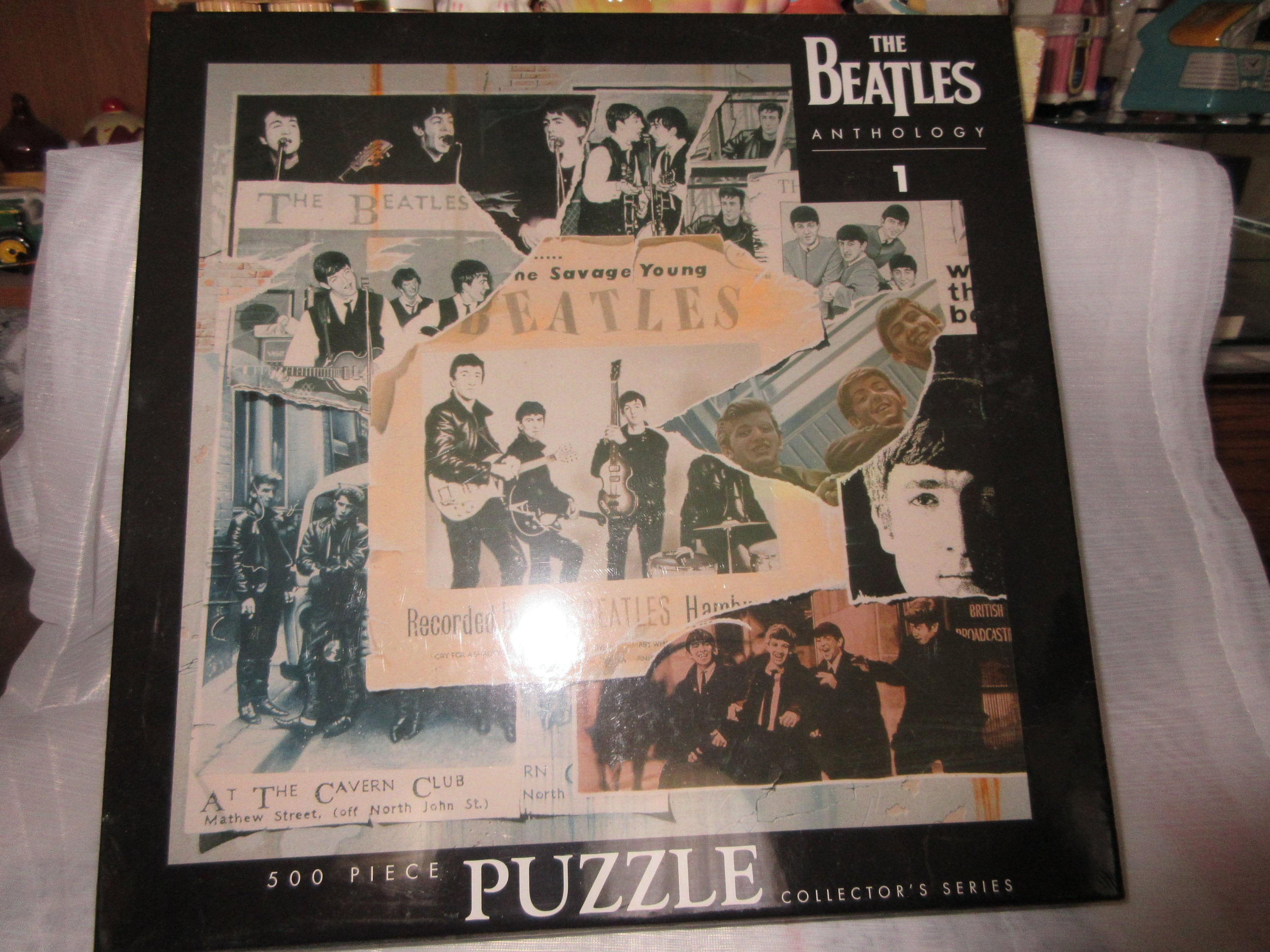 The Beatles Anthology 1 jigsaw puzzle collectible