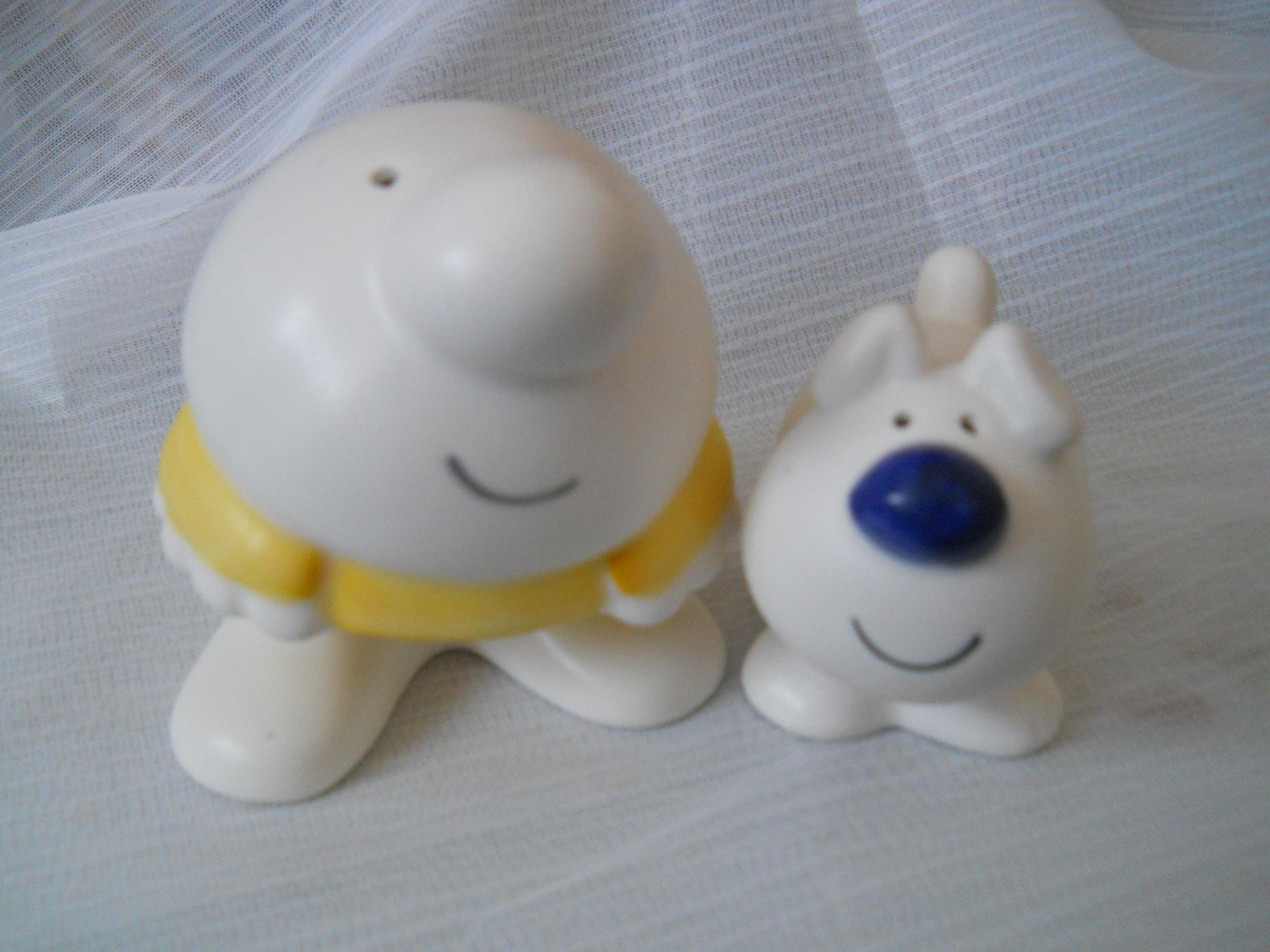 Ziggy and Fuzz Salt and Pepper Shakers cartoons, vintage, collectible