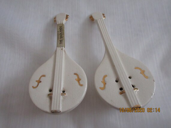Mandolin Salt and Pepper Shakers - vintage, collectible, music