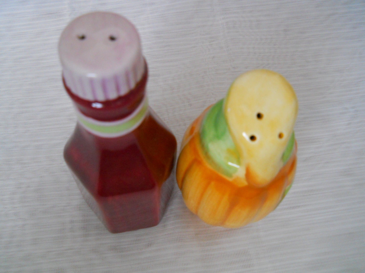 Ketchup and Mustard Salt and Pepper Shakers vintage, collectible