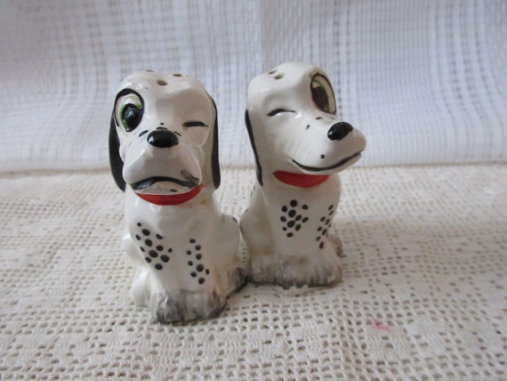 Dalmation dog Salt and Pepper shakers - vintage, collectible