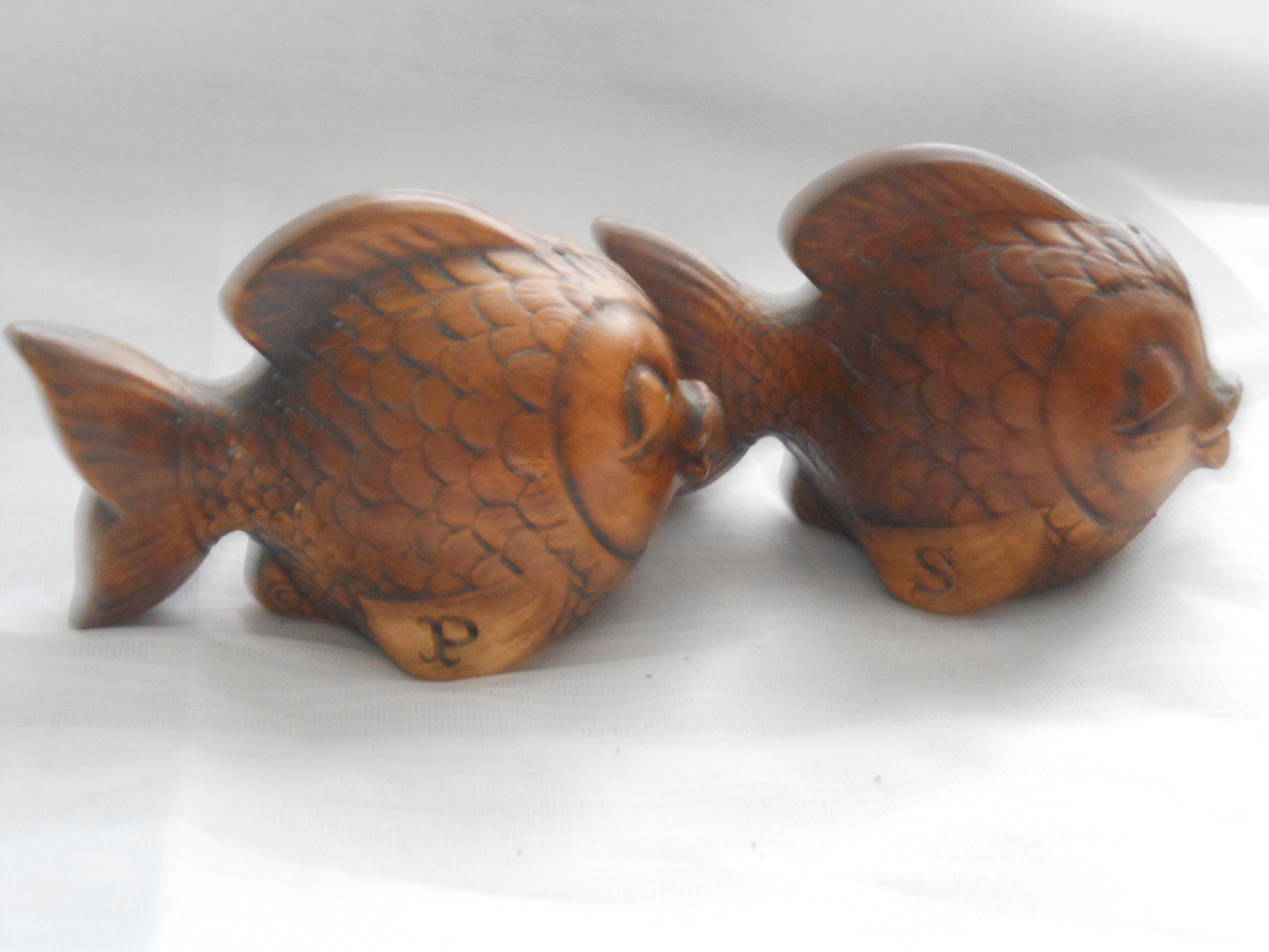 Brown Fish Salt and Pepper Shakers vintage, collectible, fish