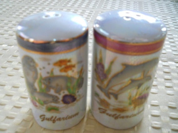 Lustreware Souvenir "Gulfarium" Salt and Pepper Shakers - Collectible, vintage, souvenir