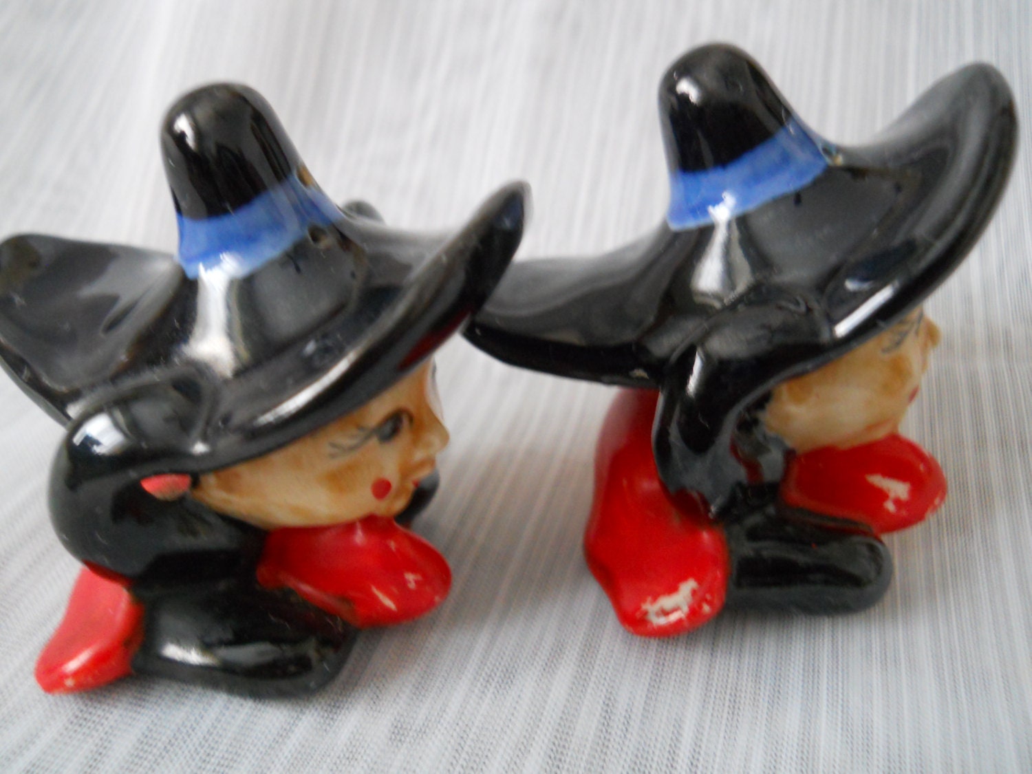 Witch Salt and Pepper Shakers vintage, collectible, Halloween, Japan