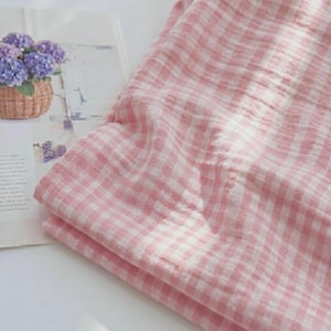 Tela de muselina de doble gasa a cuadros rosa rubor / Algodón natural para prendas de vestir, ropa de bebé, ropa de cama y textiles para el hogar.