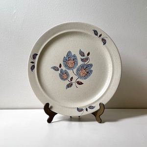 Faience de Amand Sologne 11” Stoneware Serving Platter / Ceramic Floral Dinner Plate charger in Beige, Blue, Rust Red.  Made in France