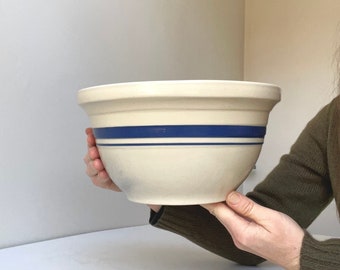 Friendship Pottery 4 Quart Blue Stripe Stoneware Mixing Bowl / 10" Ceramic Serving Bowl / Farmhouse Bowl, Vintage Pottery