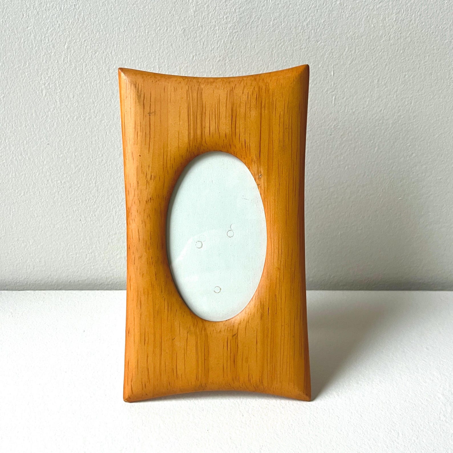 Vintage Small Handcrafted Wooden Oval Picture Frame, 1990s Postmodern, Mid Century Modern, Memphis Style Fetco International Thailand