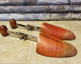 florsheim shoe stretcher