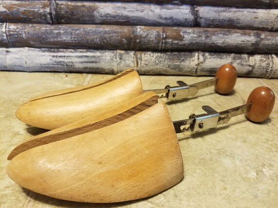 Shoe Tree Pair - Shoe Form - Shoe Keepers - 5 - i… - image 4