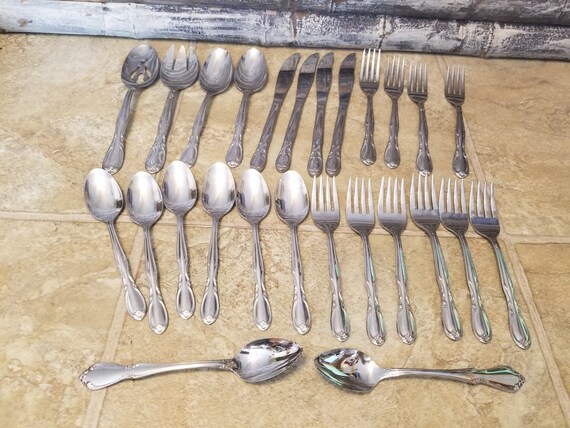 Flatware Flower Pattern Chapel Hill Vintage Superior Stainless USA Silverware Set Flatware Flower Pattern Chapel Hill Vintage Superior Stainless USA Silverware Set