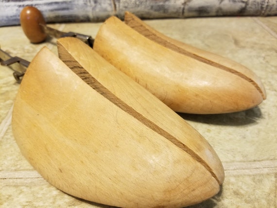 Shoe Tree Pair - Shoe Form - Shoe Keepers - 5 - i… - image 2