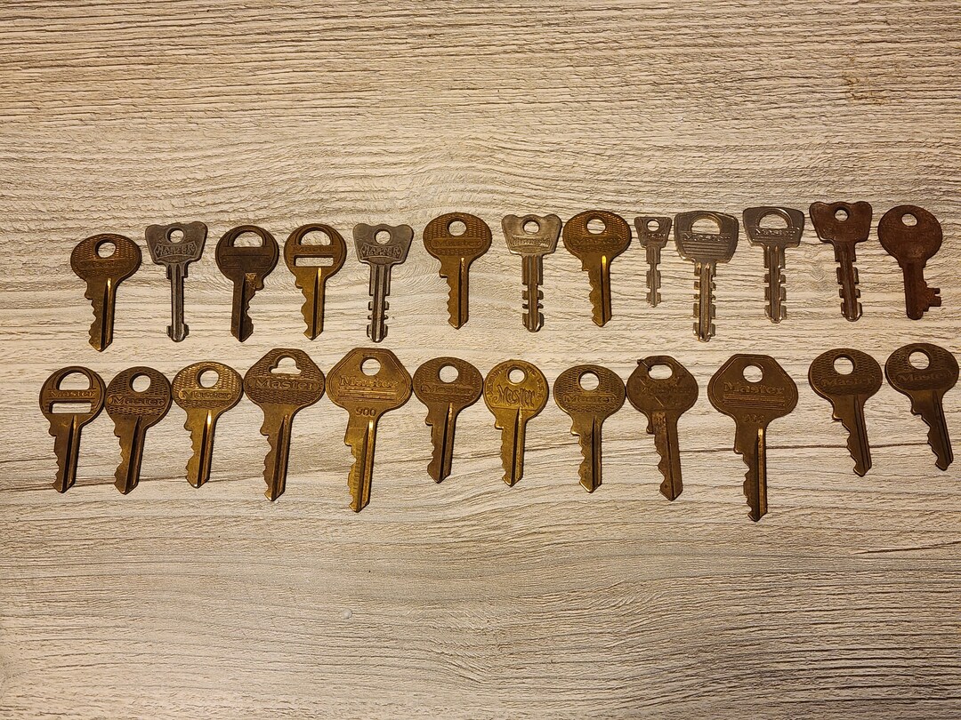 Vintage Master Lock Keys Set of 25 Supplies Mixed Media Etsy