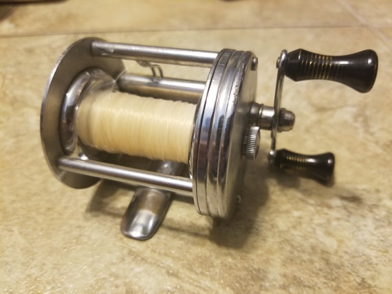 Shakespeare True Blue Model FK Bait Caster Fishing Reel Item 5133