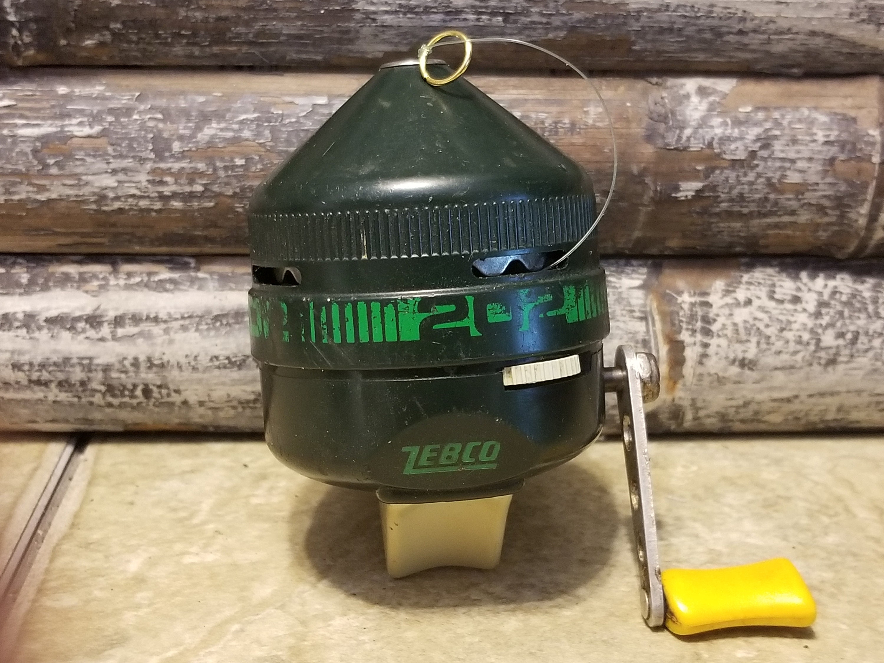 Vintage Zebco Reel -  Canada