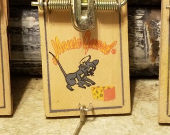 How to set a mouse guard best sale trap