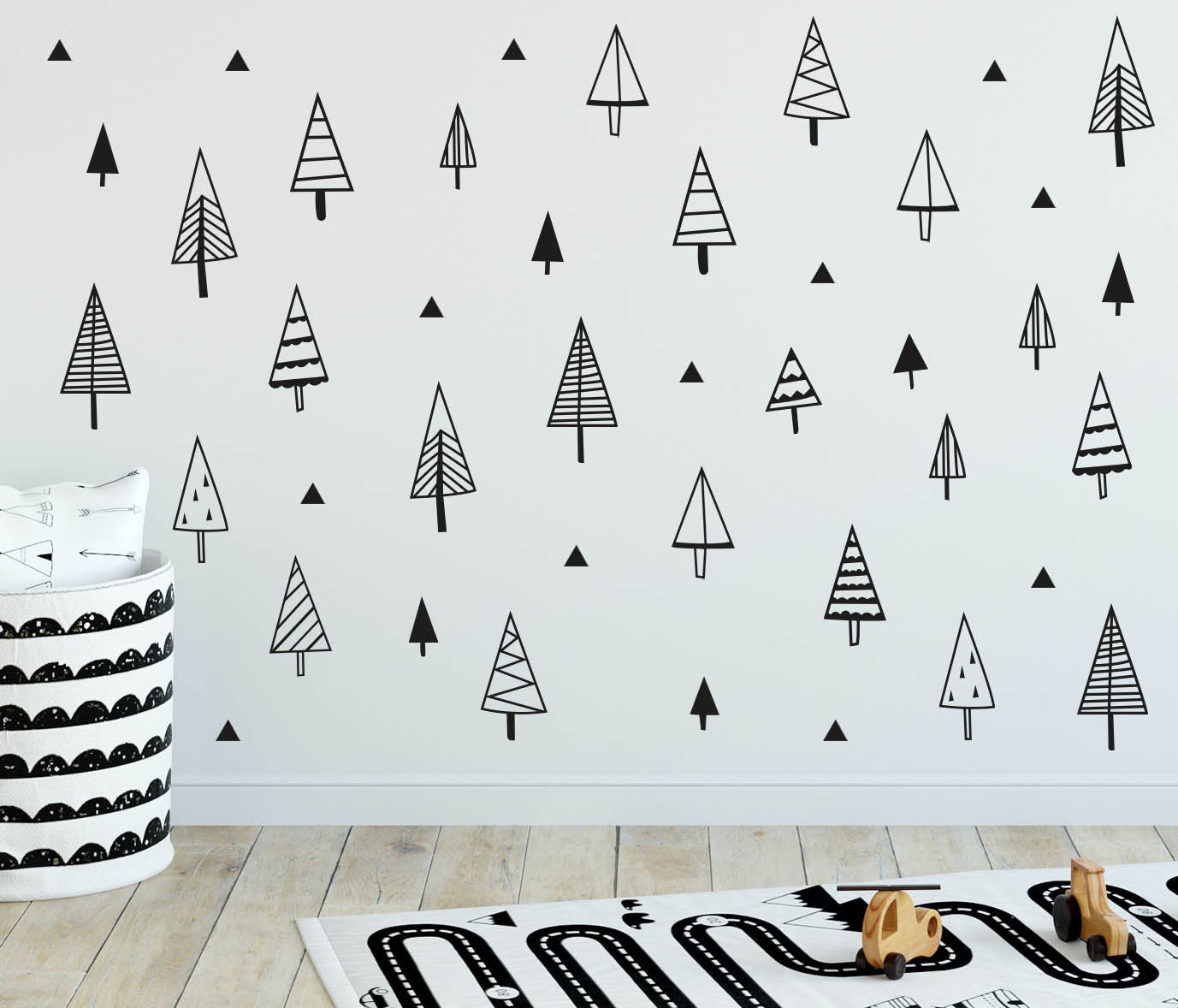 Scandi Tree Wall Decals/Chambre d'enfants Design de Style Scandinave Arbres et Triangles