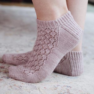 Harlyn Bay Shortie Socks | PDF Knitting Pattern | Lace ankle sock pattern by Faye Perriam-Reed