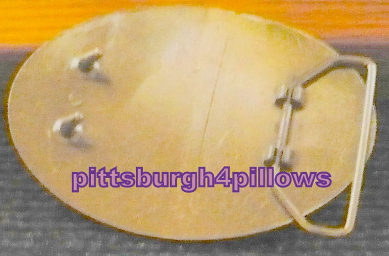 4 x 2 34 Contact Me For Shipping Taye EUC For Age Oval Rhinestones /& Metal Belt Buckle