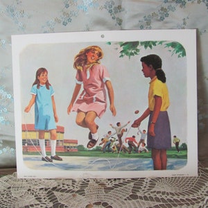 Impresiones de pósteres de tarjetas didácticas grandes de la vieja escuela de 1968 (2) - Buena ciudadanía - Milton Bradley - Tratar bien a los demás Niños jugando a saltar la cuerda