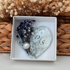 Personalisierter Magnet Favor, Epoxidharz-Magnet, Verlobungsgeschenk, Brautpartybevorzugungen, Trockenblumenmagnet für Gäste, Hochzeitsgeschenke, Hochzeitsmagnet