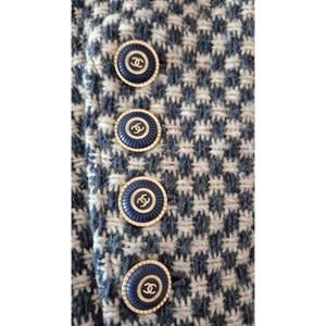 Vintage CHANEL Tweed Bouclé Jacket BLAZER Fall/Winter 1995 (95A) SZ 38 Lagerfeld image 11