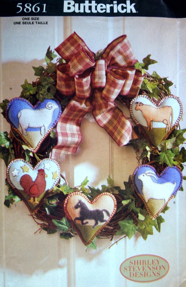 LOOK Vtg 90/'s Uncut 12 APPLIQUE Quilted Hearts WREATH ~ Farm Animals Butterick 56861 Country Craft Set For Farmhouse Home Decor Adorable!