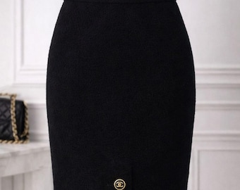 Vintage CHANEL Boutique Black Wool Pencil Skirt FR34 US2 Karl Lagerfeld Era France 1980's
