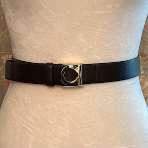 Black & Gold Salvatore Ferragamo Leather belt 75cm  Vintage 80&#39;s SMALL