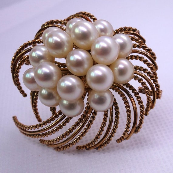 14KT GOLD & 17 Real Cultured Pearls f/ Japan on V… - image 2