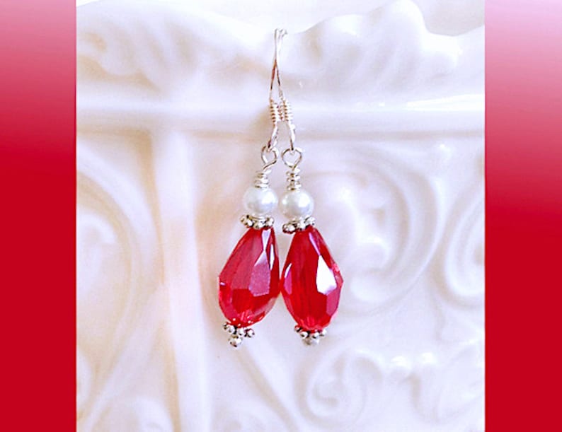 16 Necklace Red Crystal Teardrop White Glass Pearl Choker Necklace Fancy Silver Spacers Silver Toggle Clasp AndOr Silver Crystal Earrings