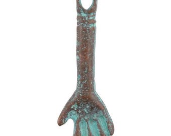 Casting Charm-8x23mm Arm With Hand-Green Patina-Quantity 1